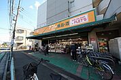 アコレ宮戸店 徒歩16分。 1250m