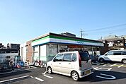 ファミリーマート新座東北一丁目店 2205m