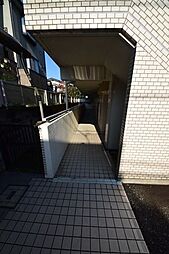 8 / 10