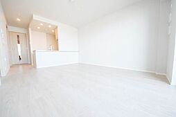 ザ・タワー横浜北仲 36階2LDKのリビング/ダイニング