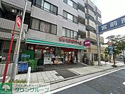 まいばすけっと横浜青木町店 徒歩3分。 180m