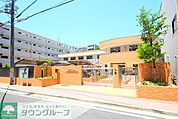 いずみ松本町保育園 徒歩15分。幼稚園・保育園 1140m