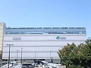 ハニーズシァル鶴見店 326m