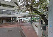 ★★幸ケ谷小学校 徒歩5分。小学校 330m