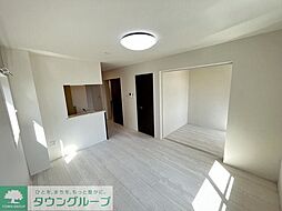 レオン 2階1LDKのリビング/ダイニング