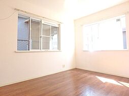 モンシャトーサクラ 2階1Kのリビング/ダイニング