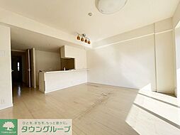 アーデル・フェリエ国立東 3階3LDKのリビング/ダイニング