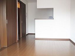 メゾン・ド・ソレイユ 2階1LDKのリビング/ダイニング