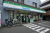 ファミリーマート保谷中町店 933m