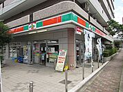 サンクス府中是政店 561m