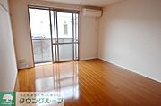 ☆居室は広い9.5帖☆
