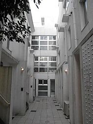 東京メトロ銀座線 外苑前駅 徒歩7分