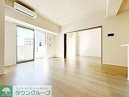 東京メトロ丸ノ内線 西新宿駅 徒歩5分の賃貸マンション 13階1SLDKのリビング/ダイニング