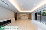 お部屋探しは株式会社　タウンハウジング　までお気軽にお問合せ下さい。クレジットカード決済・首都圏を中心直営143店舗　仲介件数全国2位の豊富な実績！諸費用・審査等・何でもご相談下さい。