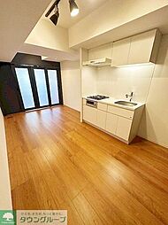 東京メトロ丸ノ内線 四谷三丁目駅 徒歩4分の賃貸マンション 11階1LDKのリビング/ダイニング