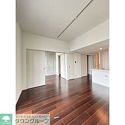 JR山手線 恵比寿駅 徒歩12分の賃貸マンション 3階2LDKのリビング/ダイニング