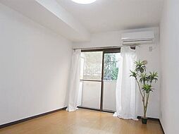 東急田園都市線 三軒茶屋駅 徒歩11分の賃貸マンション 2階1Kのリビング/ダイニング