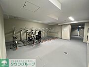 タウンハウジングレジデンス事業部　恵比寿店・赤坂店までお問合せ下さい。