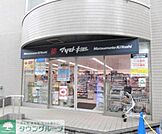 マツモトキヨシ白金高輪店 徒歩3分。 200m