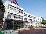国立東京学芸大学教育学部附属世田谷小学校 徒歩23分。小学校 1810m