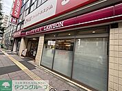 ナチュラルローソン 上馬三丁目店 徒歩6分。 410m
