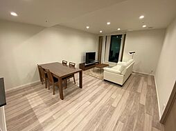 Dマークス西新宿タワー 2312 23階1LDKのリビング/ダイニング