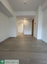 ヴィアーレ四谷 402 4階1LDKのリビング/ダイニング