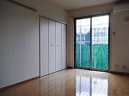 インパクト・パレス A 1階1Kのリビング/ダイニング