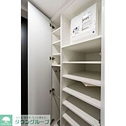 シューズボックス