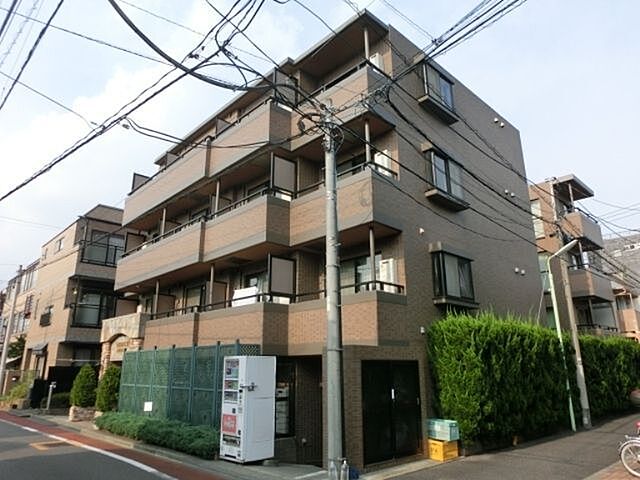 4 / 9