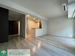 ルミークアン本郷 8階2LDKのリビング/ダイニング