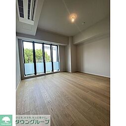 ザ・パークハウス千代田六番町 8階3LDKのリビング/ダイニング