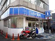 ローソン浅草観音店 577m