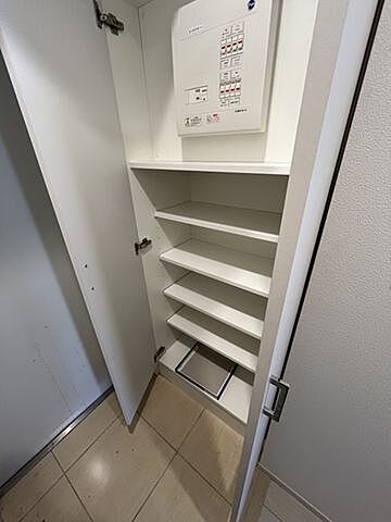 収納