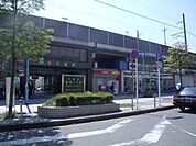 本千葉駅(JR 外房線) 930m