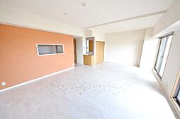 ファーストコート 407 4階2LDKのリビング/ダイニング