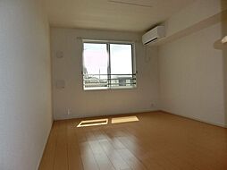 JR総武本線 四街道駅 バス3分 小深下車 徒歩7分の賃貸アパート 2階2LDKのリビング/ダイニング