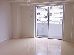 クリオコンフォート府中 2 2階ワンルームのリビング/ダイニング