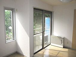 アレイＹＵ 1階ワンルームのリビング/ダイニング