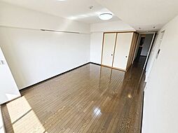 T’s garden府中 3階3SLDKのリビング/ダイニング