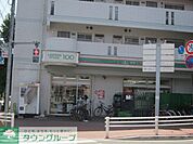 ローソンストア100府中宮西店 徒歩2分。コンビニ 130m