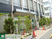 三井住友銀行国領支店 徒歩12分。銀行 950m