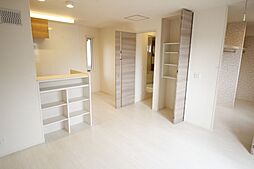 ソフィア 201 2階ワンルームのリビング/ダイニング