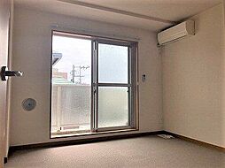 レオパレスオゥル 404 4階1Kのリビング/ダイニング