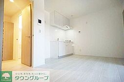 Peaks Funabashi 202 2階1LDKのリビング/ダイニング