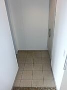 玄関下駄箱あり