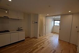 プラチナレジデンス千石 201 2階1LDKのリビング/ダイニング