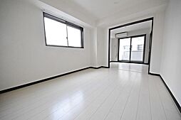 レブリアント松戸 2階1LDKのリビング/ダイニング