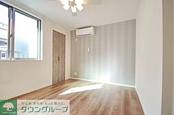 小田急小田原線 読売ランド前駅 徒歩1分の賃貸アパート 3階1Kのリビング/ダイニング