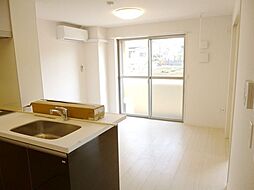 京王相模原線 稲城駅 徒歩14分の賃貸マンション 2階2LDKのリビング/ダイニング